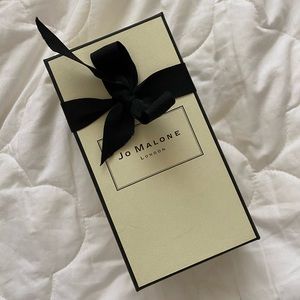Jo Malone Velvet Rose& Oud Perfume